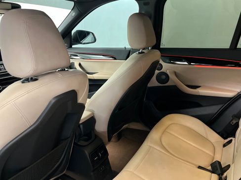 Used 2018 BMW X1 sDrive28i w/ Premium Package image 19