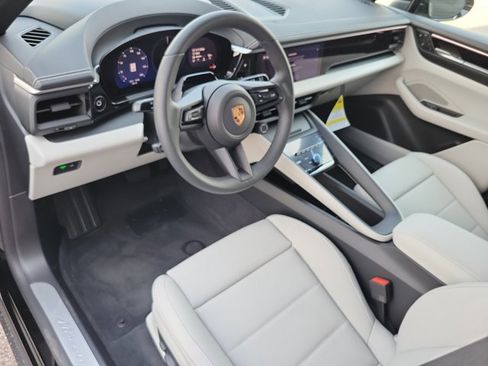 New 2026 Porsche Macan Electric image 23