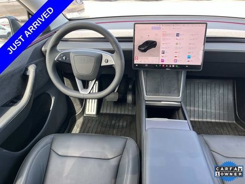 Used 2026 Tesla Model Y Long Range AWD/4WD image 12