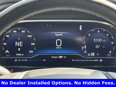 Used 2023 Chevrolet Tahoe Premier AWD/4WD image 14