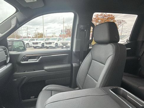 New 2026 GMC Sierra 1500 SLT w/ SLT Premium Package image 29