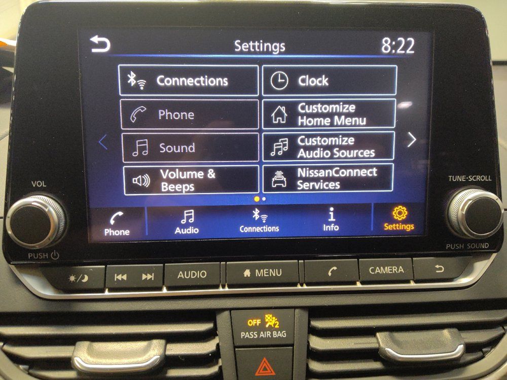 Used 2025 Nissan Altima 2.5 SV FWD image 25