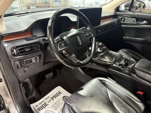 Used 2021 Lincoln Nautilus Reserve w/ Monochromatic Package image 14