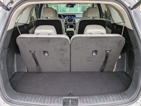 Used 2023 Kia Sorento EX w/ Panoramic Sunroof Package image 18