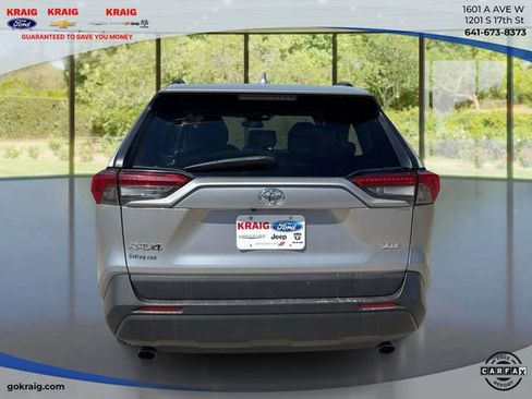 Used 2019 Toyota RAV4 XLE FWD image 6