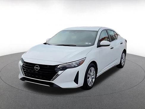 Used 2025 Nissan Sentra S FWD image 6