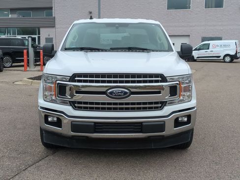 Used 2019 Ford F150 XLT w/ Equipment Group 302A Luxury RWD image 3