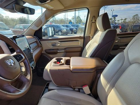 Used 2021 RAM 1500 Laramie image 13