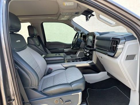 Used 2023 Ford F150 Limited image 12