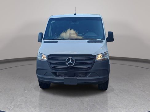 New 2026 Mercedes-Benz Sprinter 2500 image 2