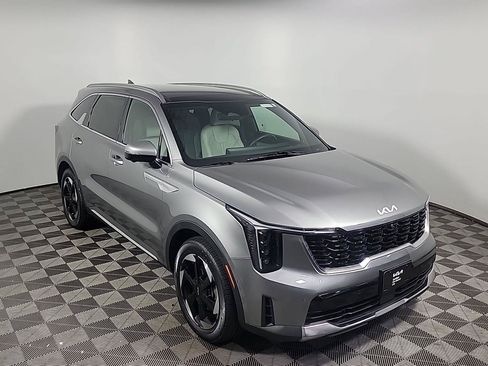 Certified 2025 Kia Sorento SX Prestige AWD/4WD image 2