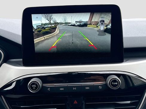 Used 2022 Ford Escape SEL image 15