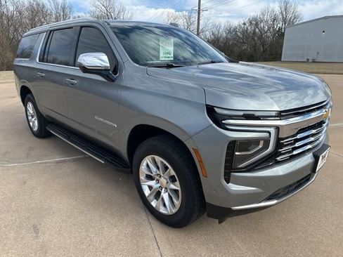 Certified 2025 Chevrolet Suburban Premier image 7