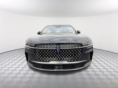 Used 2024 Lincoln Nautilus Reserve image 2