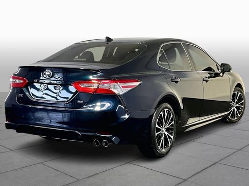 Used 2020 Toyota Camry SE image 13