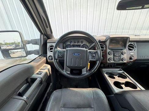 Used 2015 Ford F250 Lariat w/ Lariat Interior Package AWD/4WD image 23