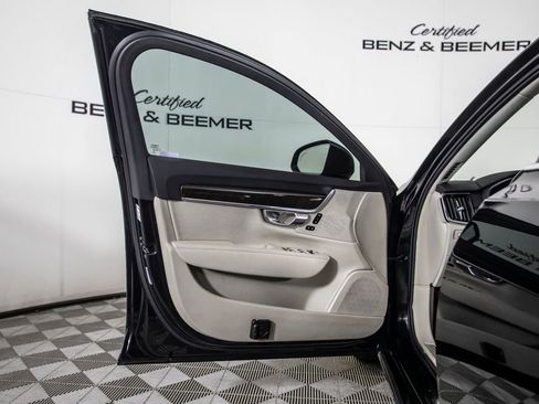 Used 2018 Volvo S90 T5 Momentum w/ Convenience Package image 14