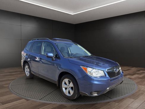 Used 2016 Subaru Forester 2.5i Premium w/ All-Weather Package AWD/4WD image 2