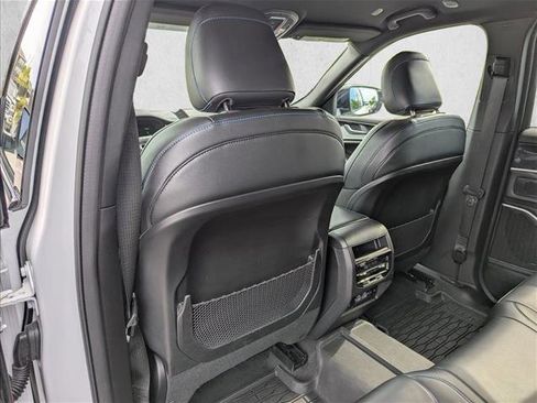 Used 2022 Jeep Grand Cherokee Trailhawk AWD/4WD image 23