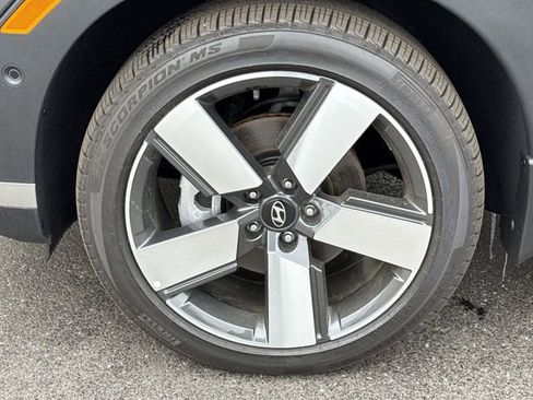 New 2026 Hyundai Santa Fe Limited AWD/4WD image 17
