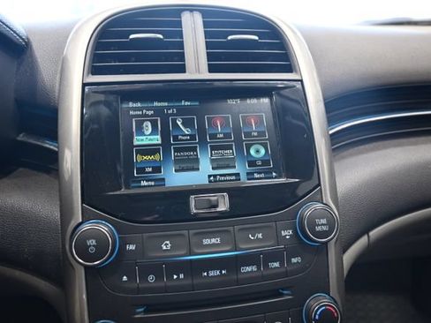 Used 2015 Chevrolet Malibu LT w/ Power Convenience Package FWD image 15