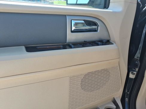 Used 2012 Ford Expedition EL XLT RWD image 13
