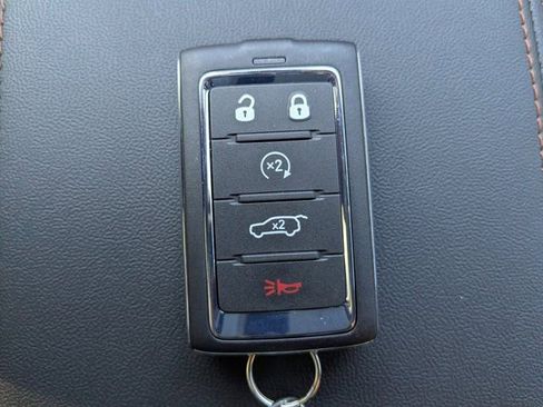 New 2026 Jeep Cherokee Limited image 32