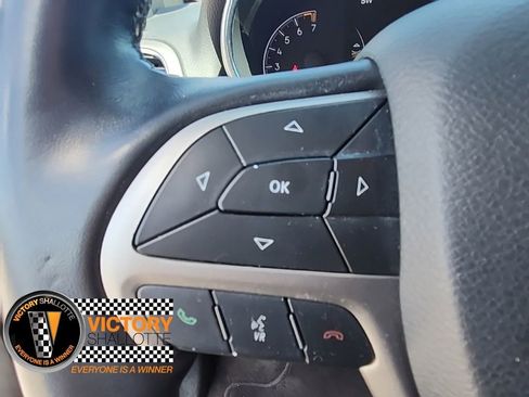 Certified 2022 Jeep Grand Cherokee Laredo X image 12