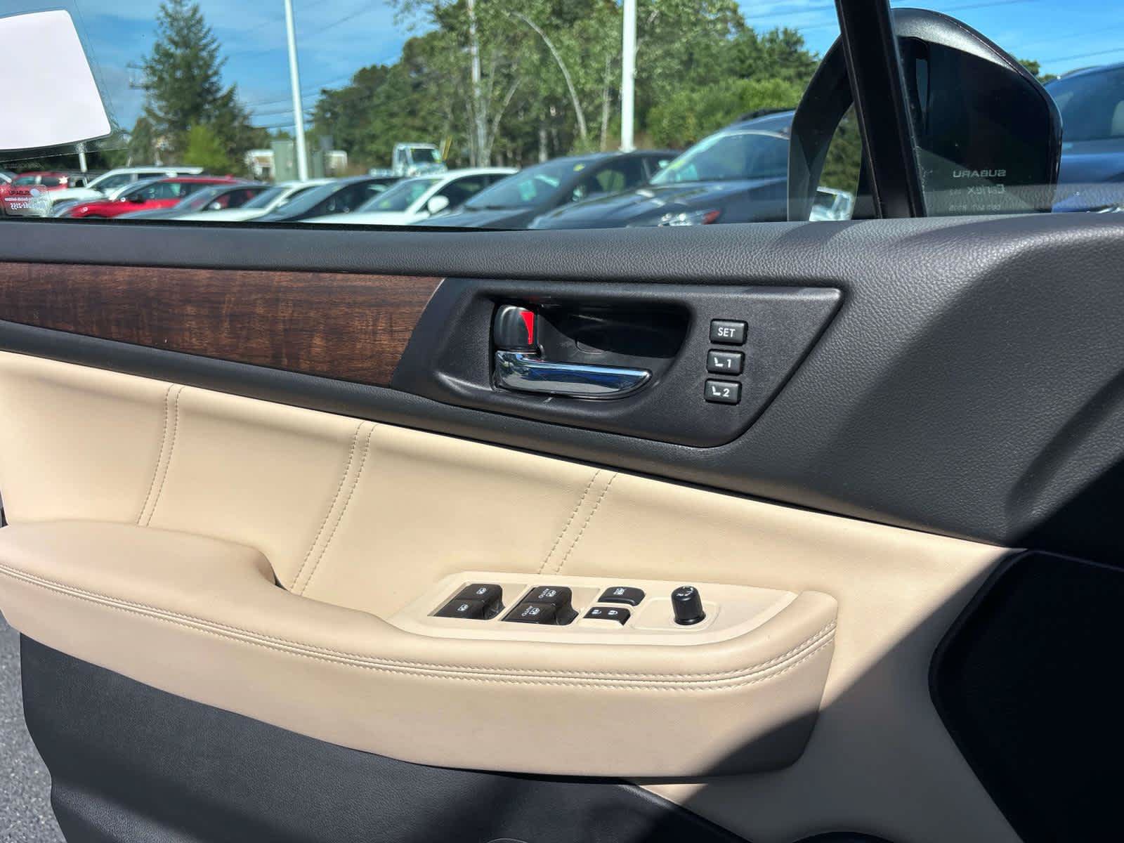 Used 2019 Subaru Outback 3.6R Limited AWD/4WD image 19