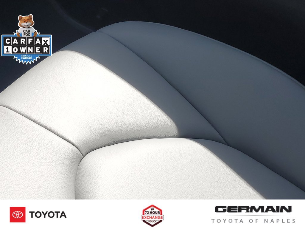 Used 2025 Toyota Highlander XLE FWD image 30