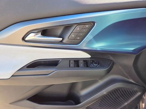 New 2026 Chevrolet Equinox EV LT w/ Convenience Package II image 9