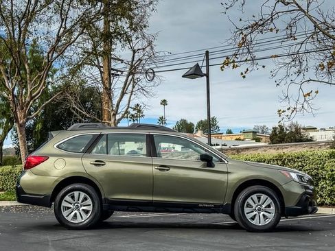 Used 2018 Subaru Outback 2.5i image 13