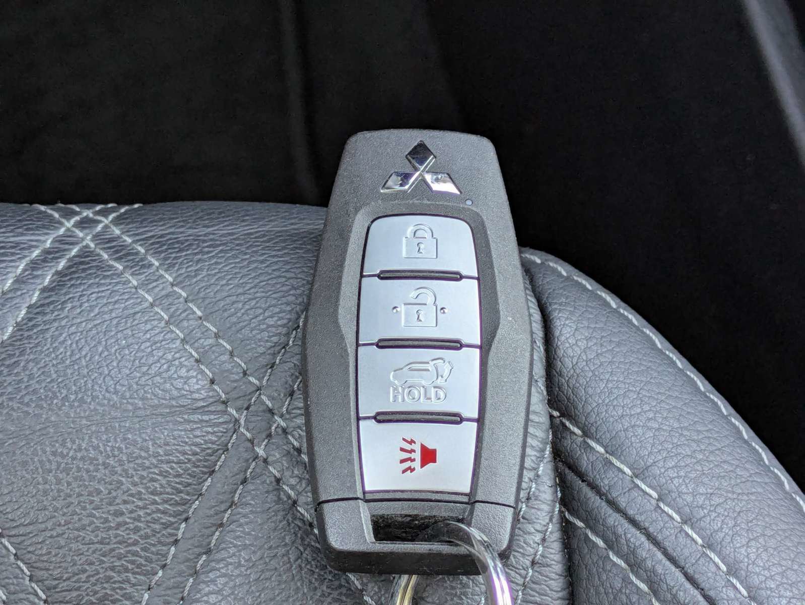 Used 2023 Mitsubishi Outlander SEL FWD image 31