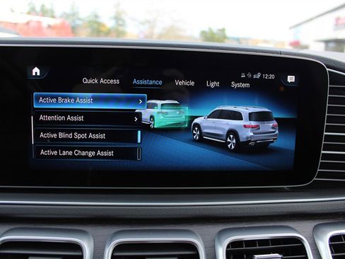 Used 2022 Mercedes-Benz GLS 450 4MATIC image 16