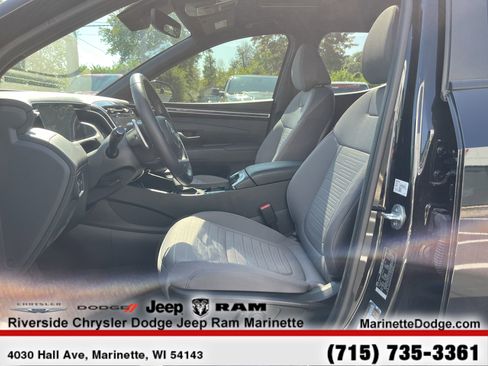 Used 2023 Hyundai Santa Cruz SEL Premium image 15