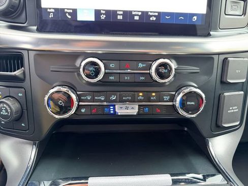 Used 2025 Ford F150 Lariat w/ Bed Utility Package AWD/4WD image 29