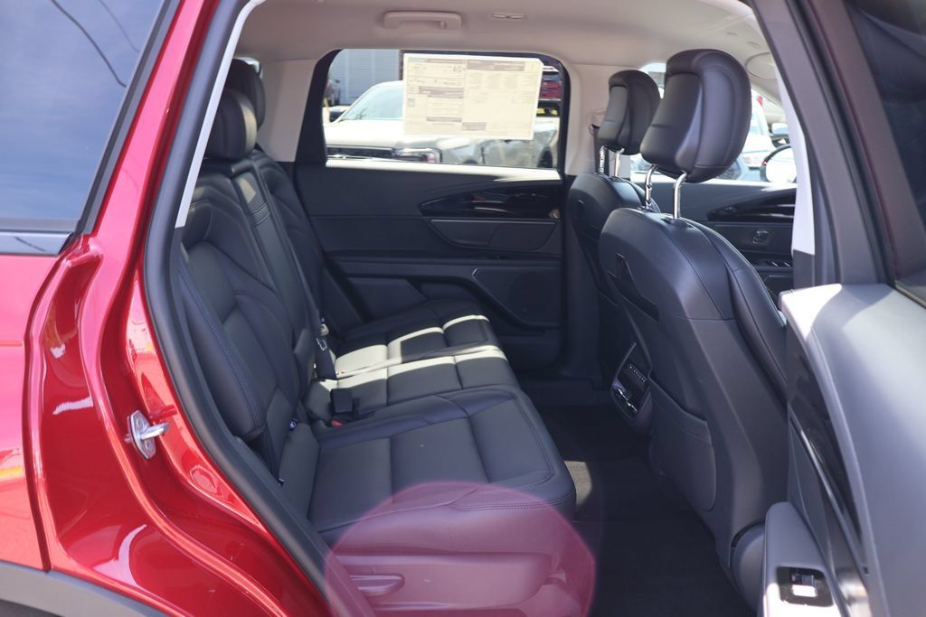 New 2026 Lincoln Nautilus Premier AWD/4WD image 21