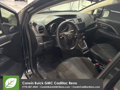 Used 2014 MAZDA MAZDA5 Sport image 13