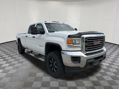 Used 2016 GMC Sierra 2500 4x4 Crew Cab w/ Sierra Convenience Package