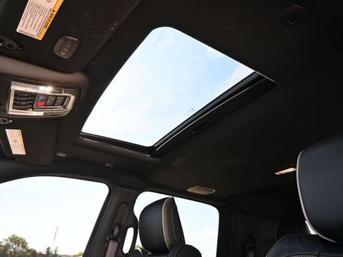 Used 2022 RAM 2500 Limited AWD/4WD image 30