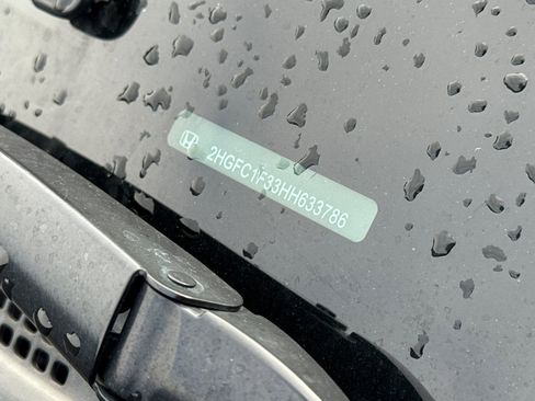 Used 2017 Honda Civic EX-T image 9