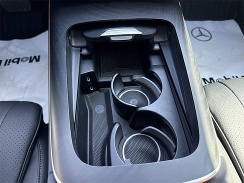 Certified 2025 Mercedes-Benz E 350 4MATIC Sedan image 36