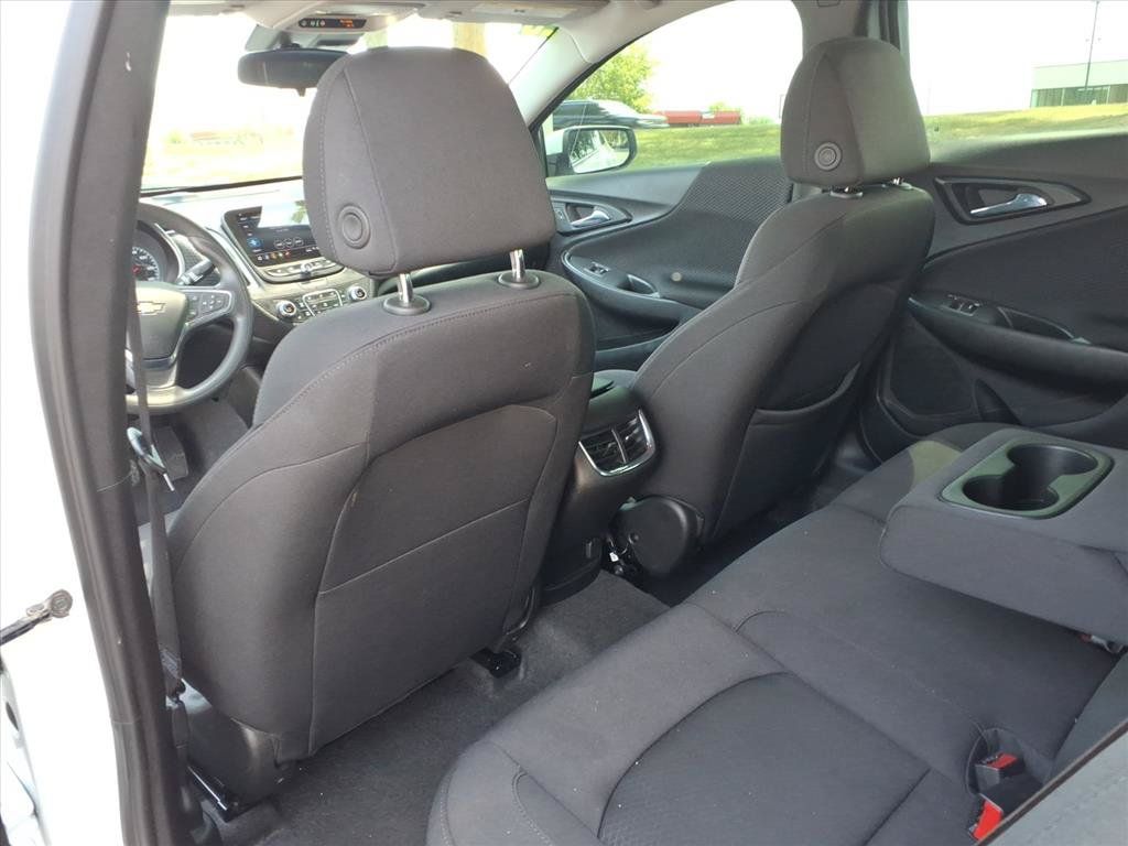 Used 2025 Chevrolet Malibu LT FWD image 26