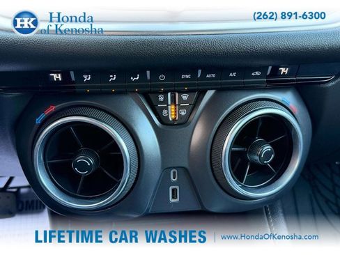 Used 2022 Chevrolet Blazer LT image 15