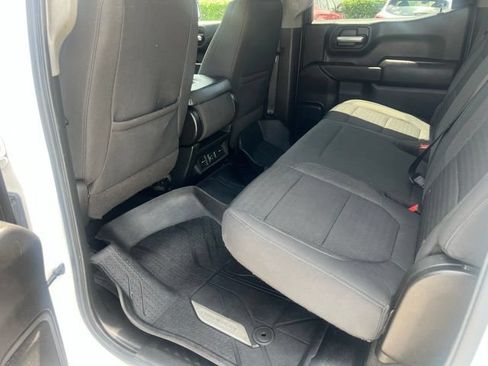 Used 2021 Chevrolet Silverado 1500 LT AWD/4WD image 25
