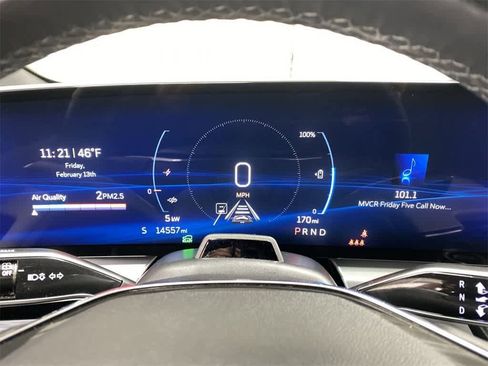 Certified 2024 Cadillac Lyriq Luxury image 28