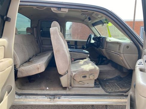 Used 2001 Chevrolet Silverado 2500 LS image 11