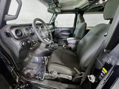 Used 2023 Jeep Wrangler Sport AWD/4WD image 19