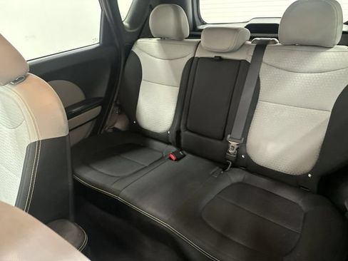 Used 2016 Kia Soul + w/ Audio Package FWD image 25