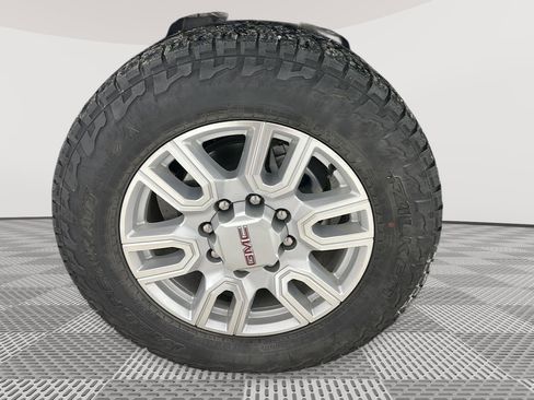 Used 2021 GMC Sierra 3500 SLT w/ SLT Premium Package image 31